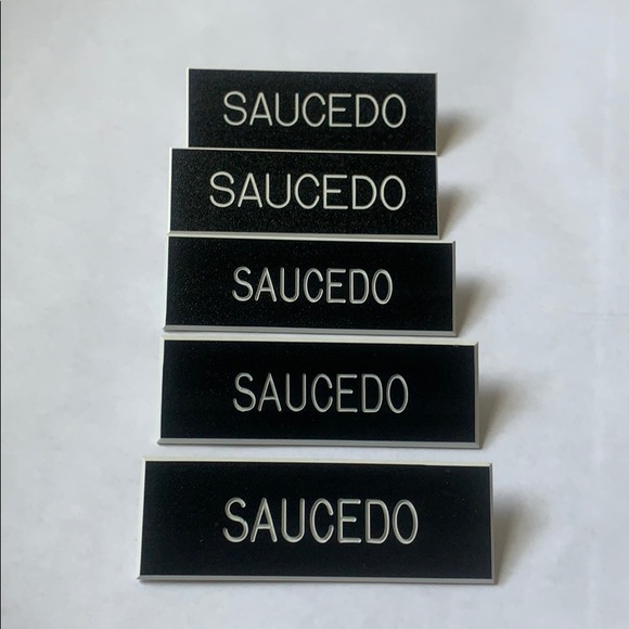 5 NAME PLATES - SAUCEDO - Picture 1 of 7